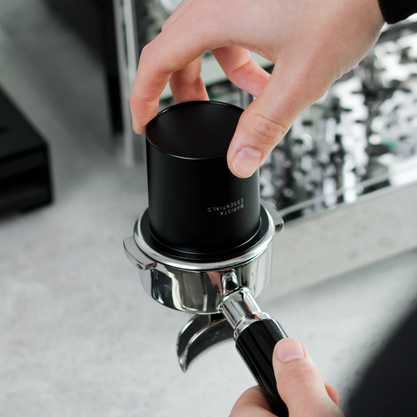 BARISTA ESSENTIALS Dosing cup 58 MM - WAY Coffee Roasters