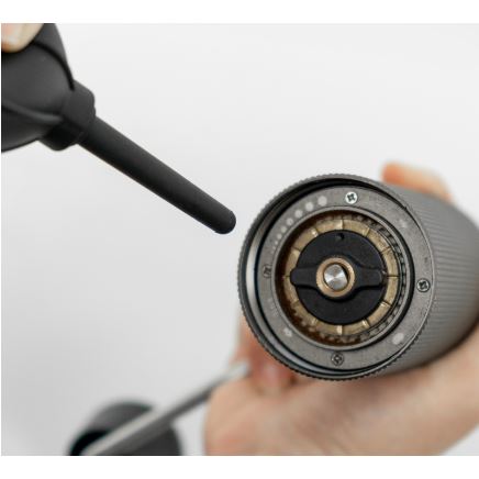 Detail van de geribbelde siliconen balg van de Timemore Cleaning Air Blower