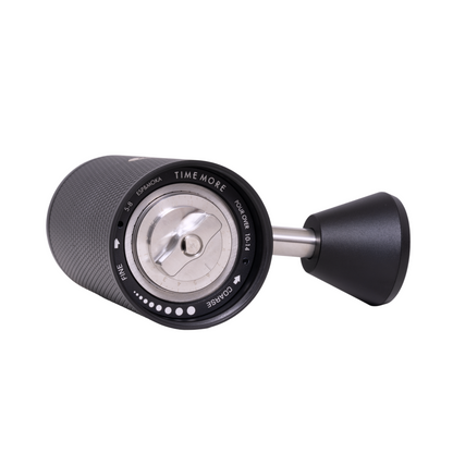 Onderkant van de C5 Pro zonder opvangbak: draairing met maalgids, 5–8 voor espresso en moka, 10–14 voor pour-over