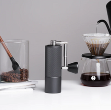 Afbeelding in Gallery-weergave laden, TIMEMORE Manual Coffee Grinder Chestnut C2 FOLD