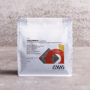 Colombia - Espresso - Le Champagne- Pink Bourbon Natural - Vanilla, maple, mango, blueberry, cherry, red apple, pineapple and strawberry